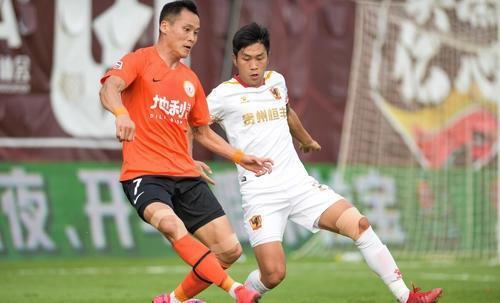 足坛最新爆料消息,最新爆料揭秘转会市场幕后真相